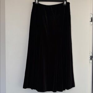 Loco Lindo Black Swingy Velvet Midi Skirt M Made In USA NWOT